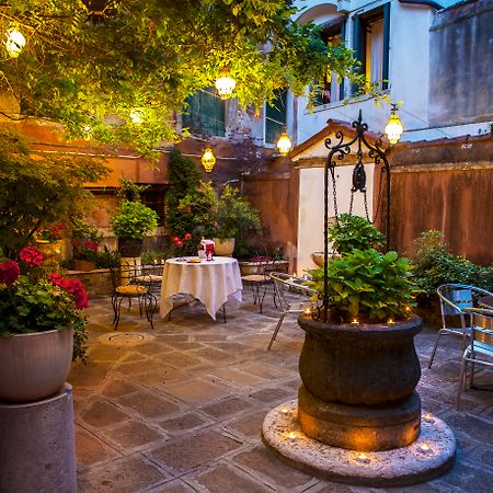 Hotel San Moisè Venezia Esterno foto