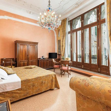 Hotel San Moisè Venezia Esterno foto