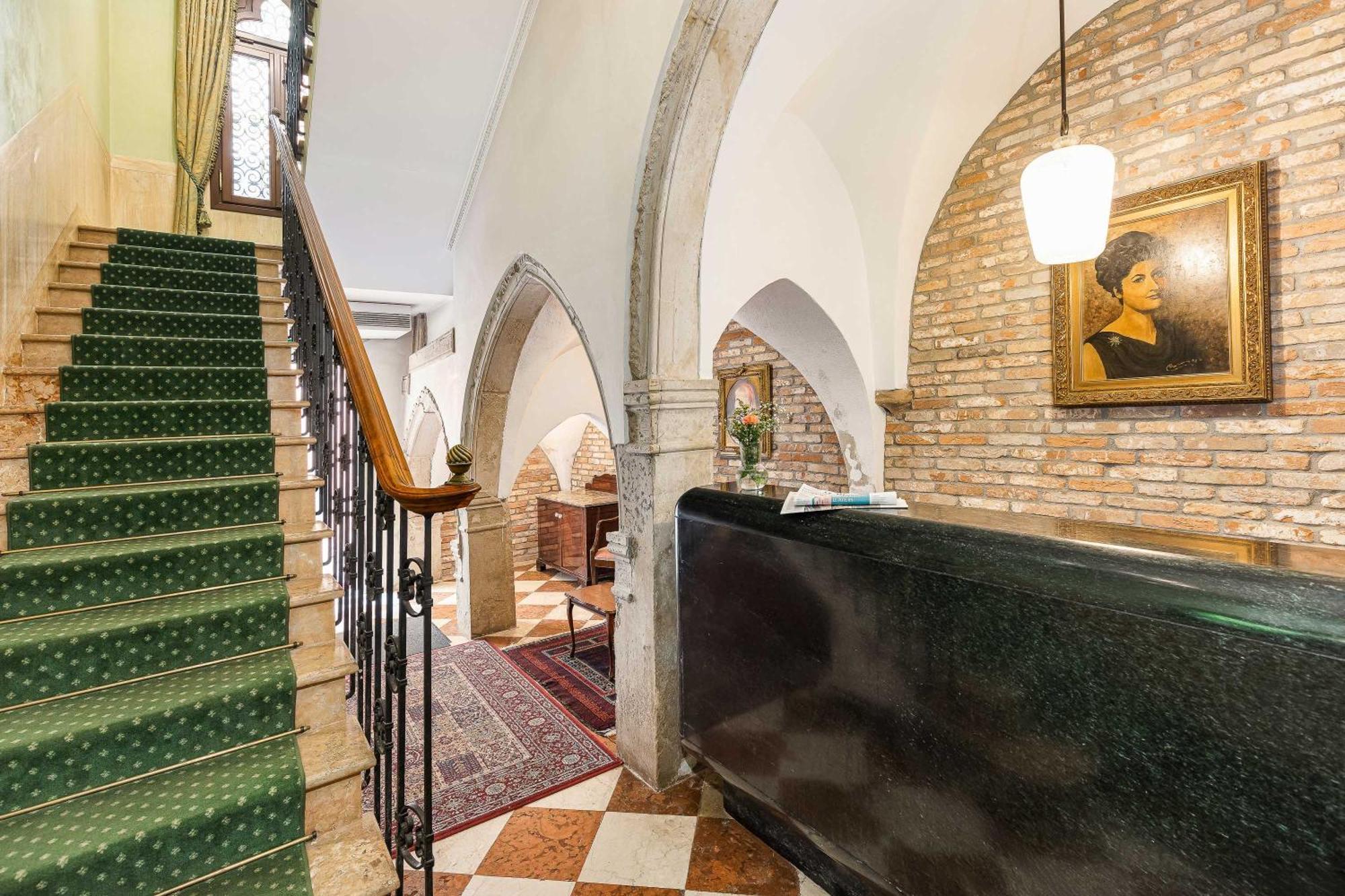 Hotel San Moisè Venezia Esterno foto