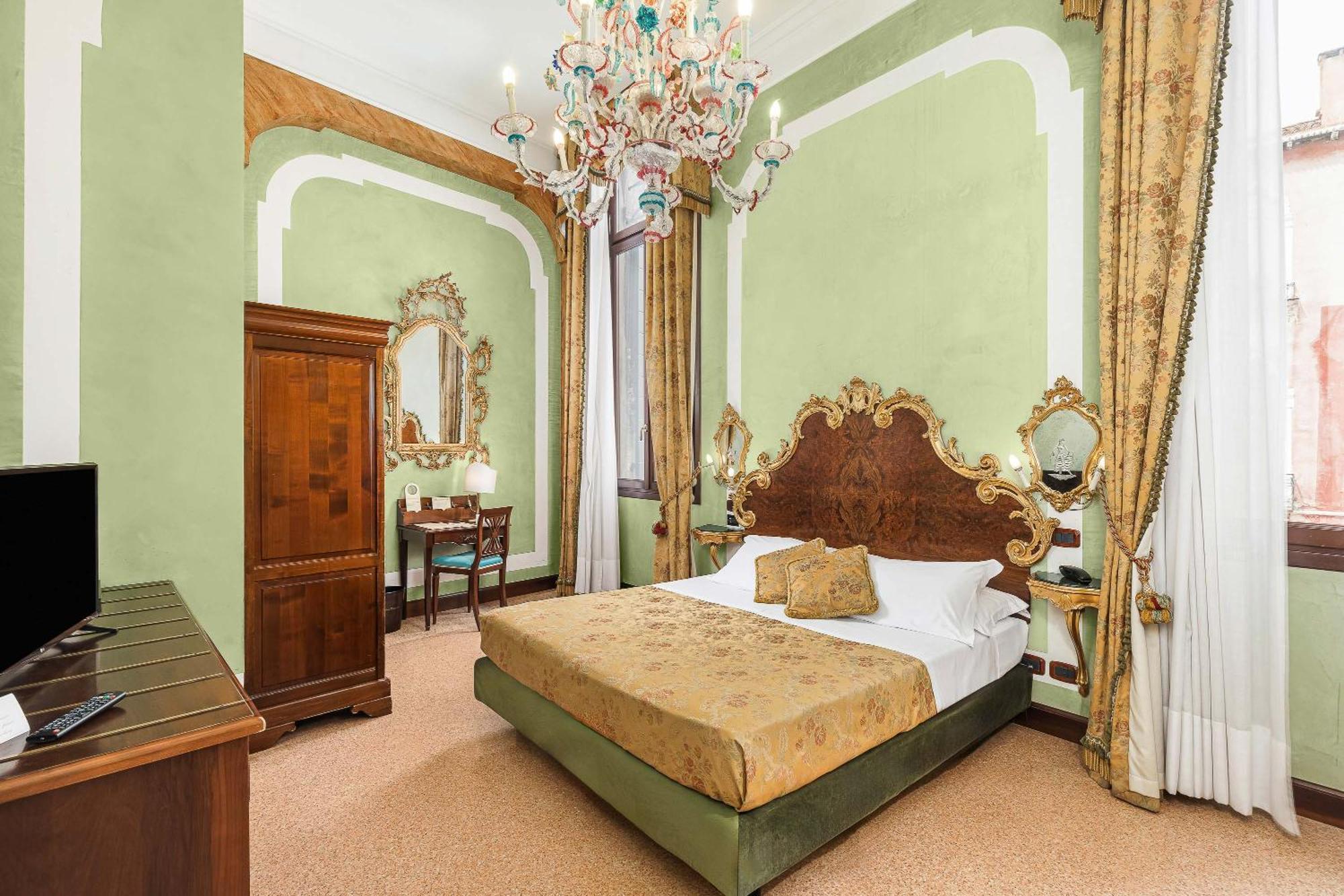 Hotel San Moisè Venezia Esterno foto