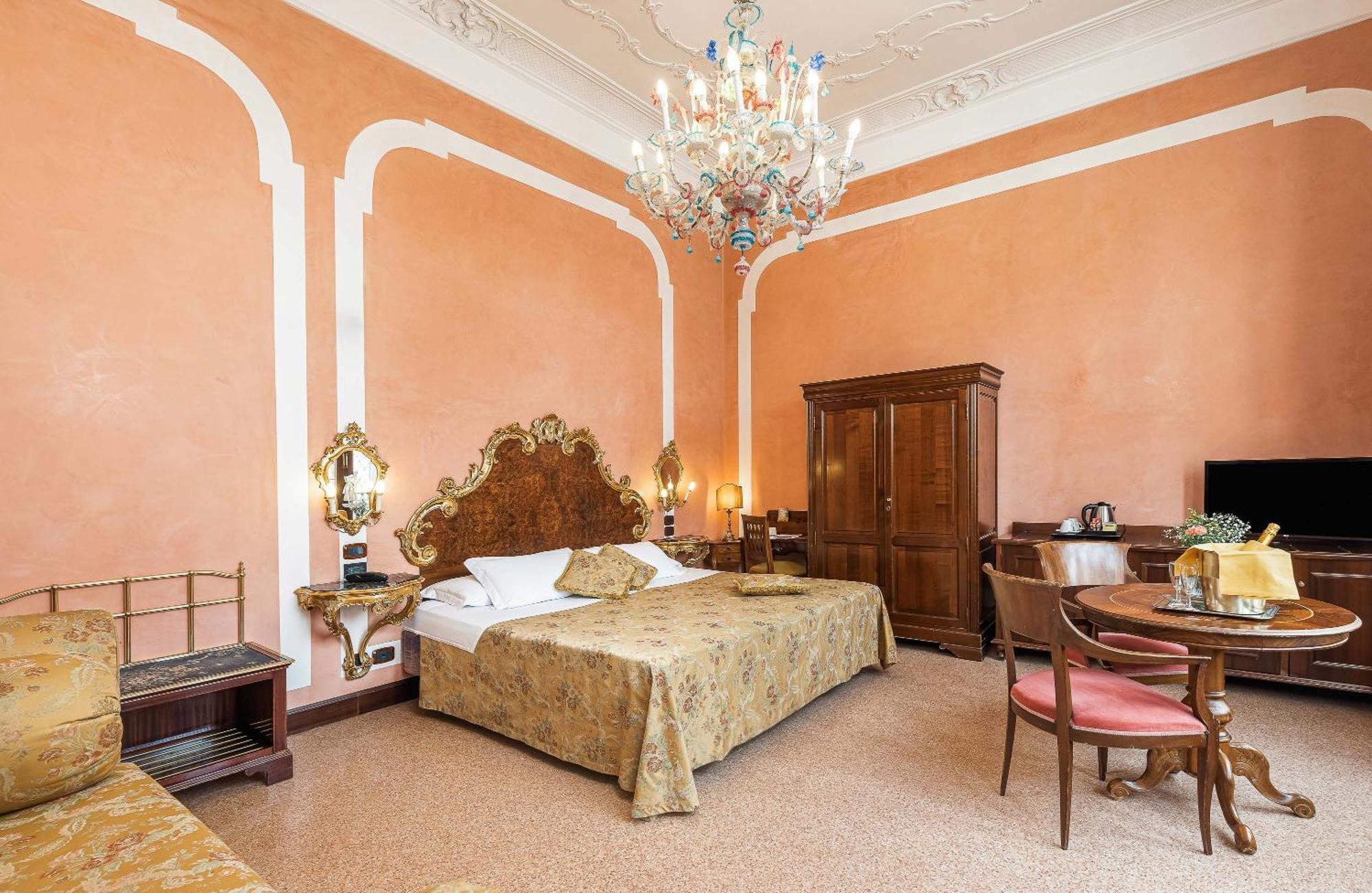 Hotel San Moisè Venezia Esterno foto