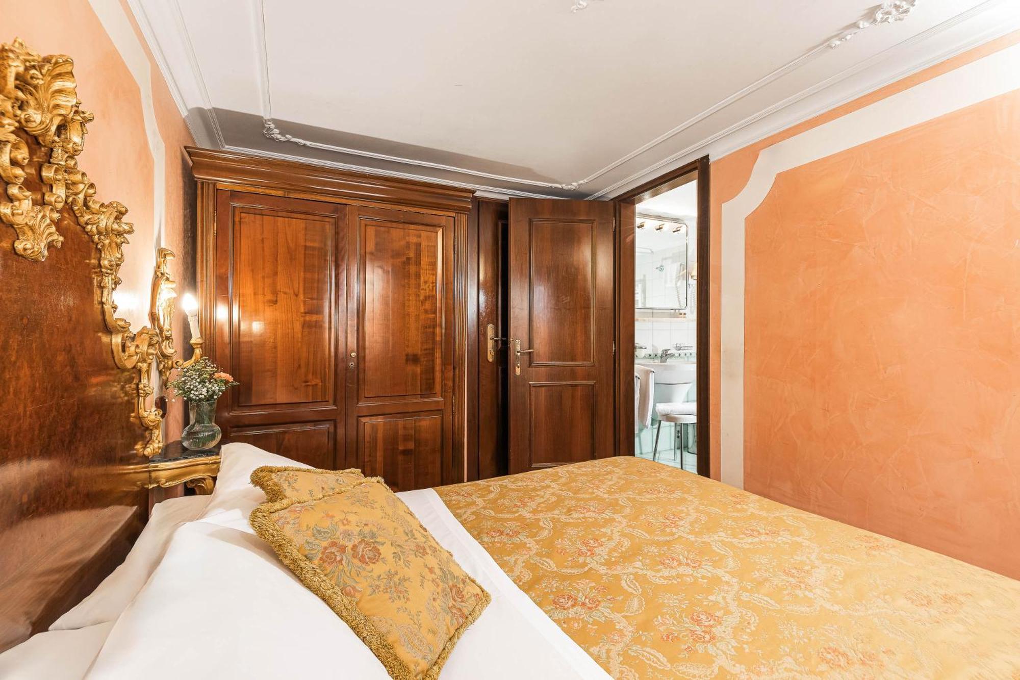 Hotel San Moisè Venezia Esterno foto