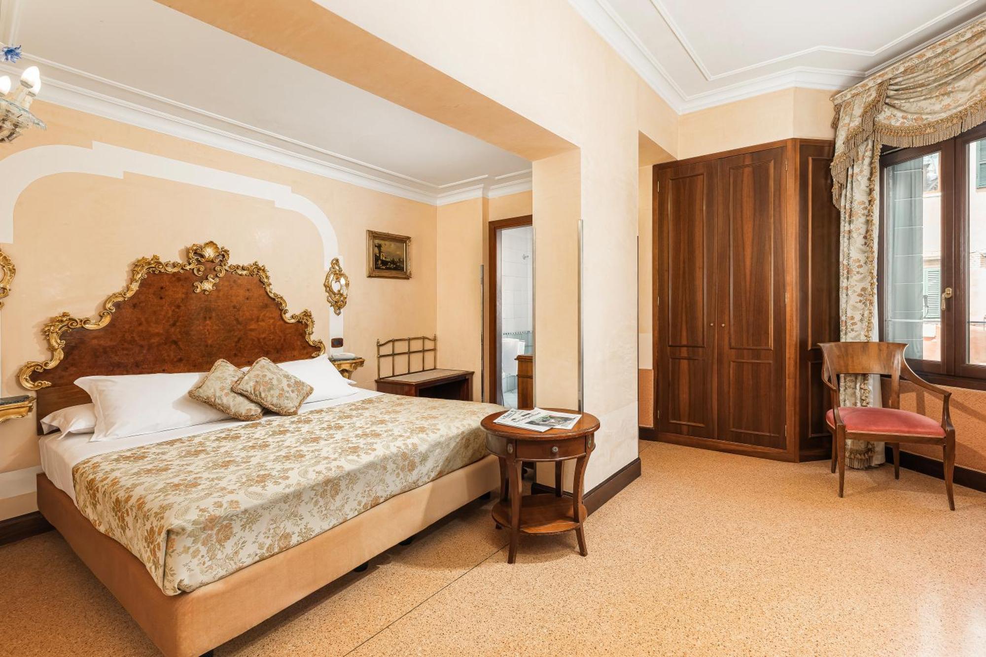 Hotel San Moisè Venezia Esterno foto