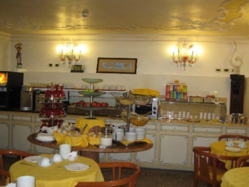 Hotel San Moisè Venezia Esterno foto